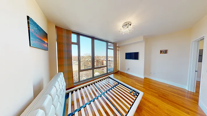 Rented by Compass | media 10