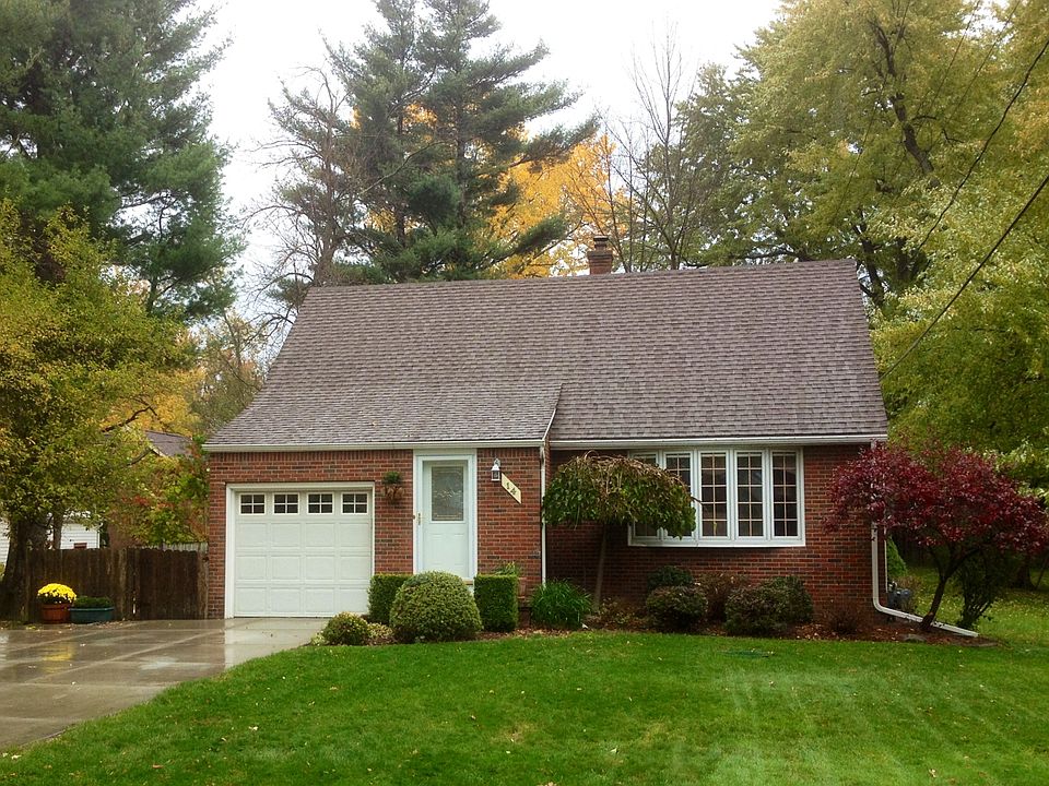 All Brick cape, looks deceivingly small but beautiful spacious layout within