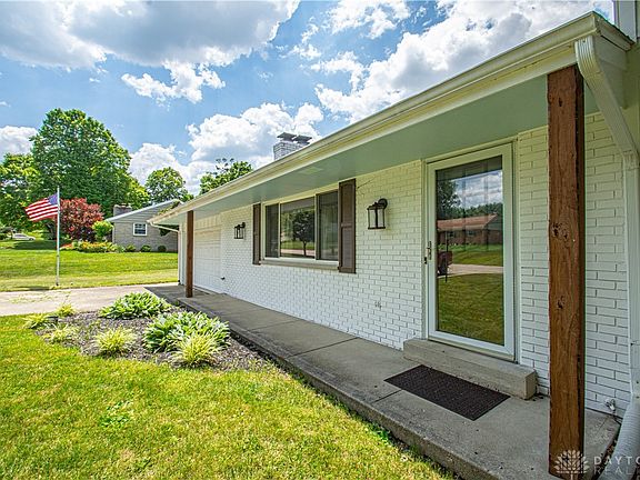 2nd image of 529 Carthage Dr