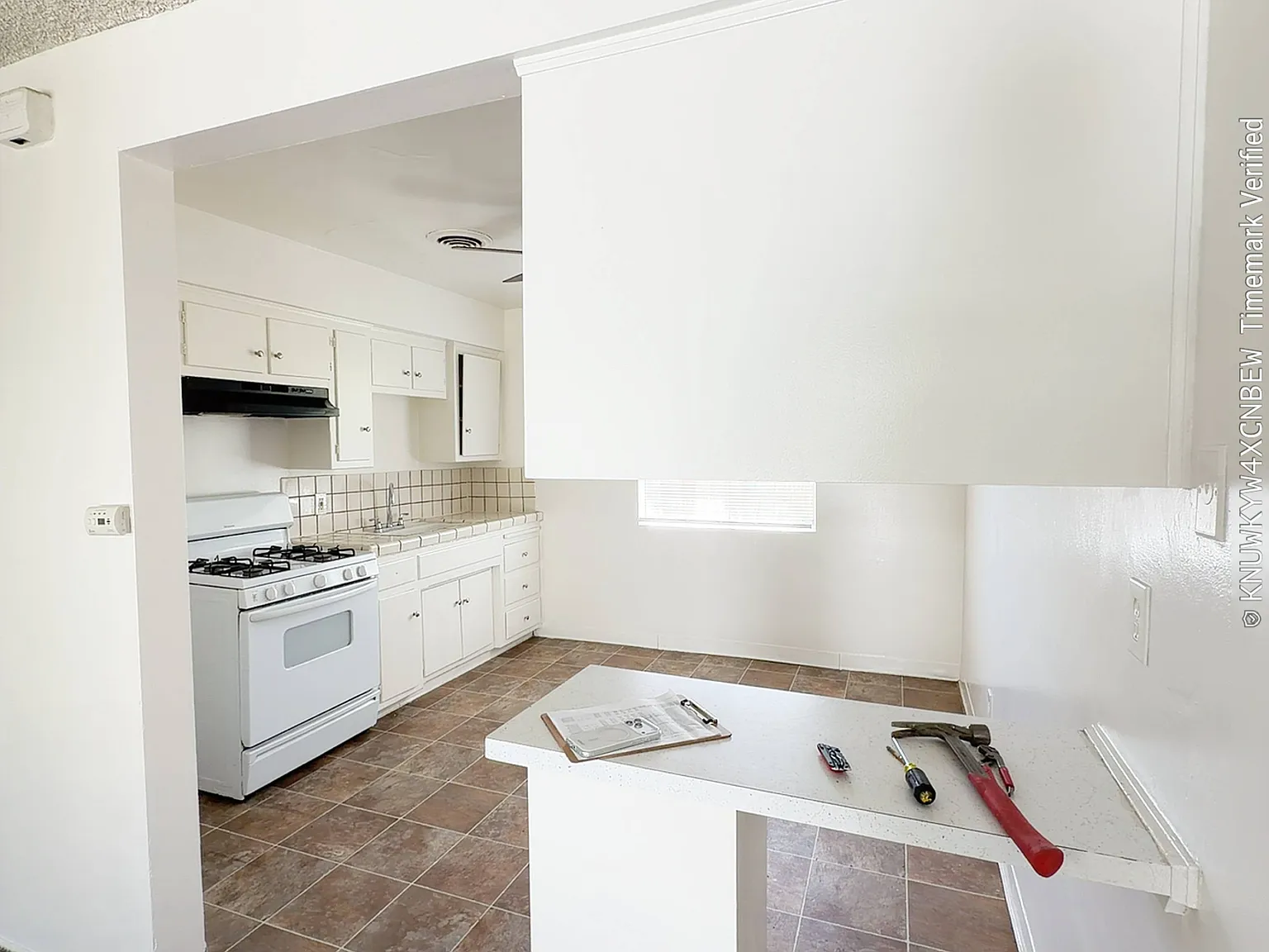 2 bed, $1,200 — Photo 2