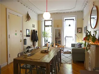 Rented by R New York