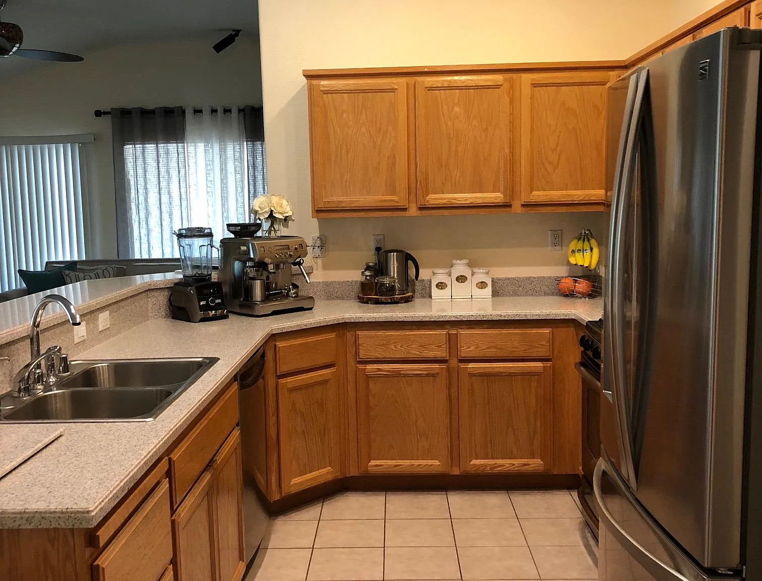 3 bed, 1545 sqft, $2,650 — Photo 3