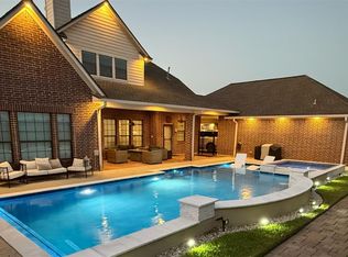 1817 Mesa Verde Dr, Deer Park, TX 77536