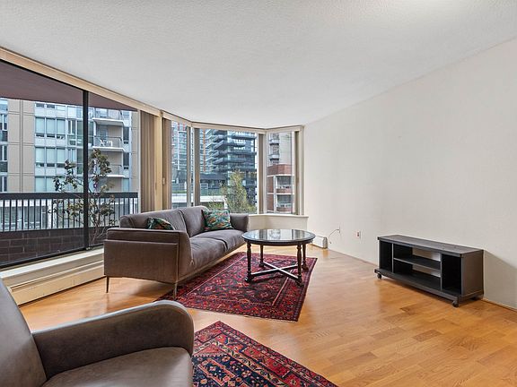 3rd image of 1333 Hornby St #502