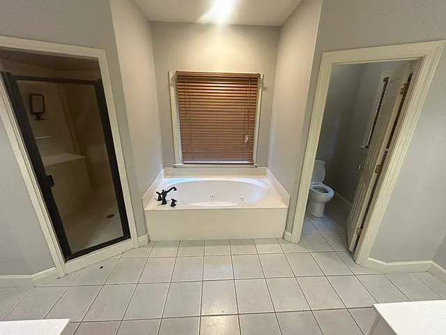 314 Greystone Glen Cir — Photo 9