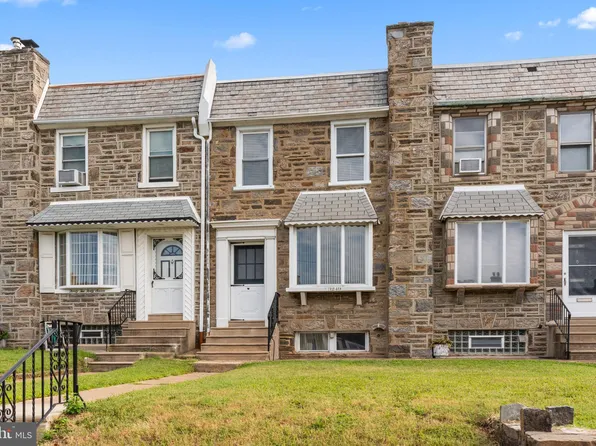 3249 Glenview St, Philadelphia, PA 19149