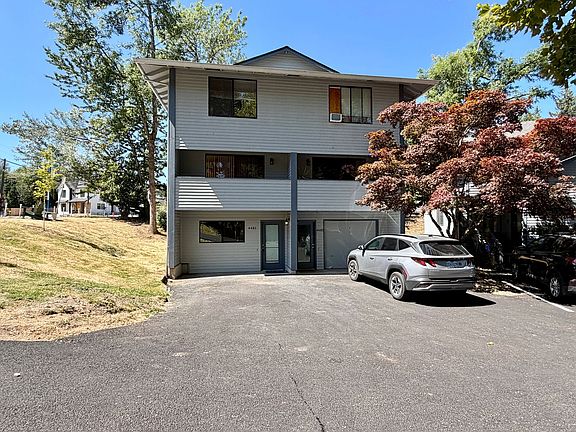 2nd image of 4481-4483 SW Garden Home Rd #4481