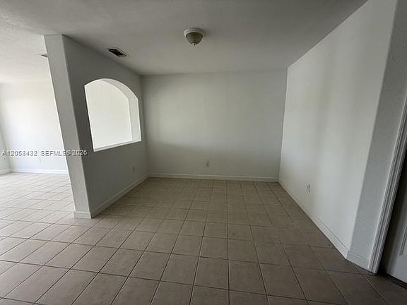 4th image of 11419 NW 76th Ter