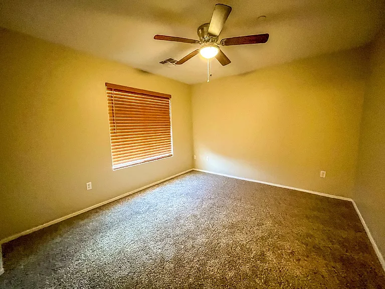 853 W Calle Barbitas — Photo 18