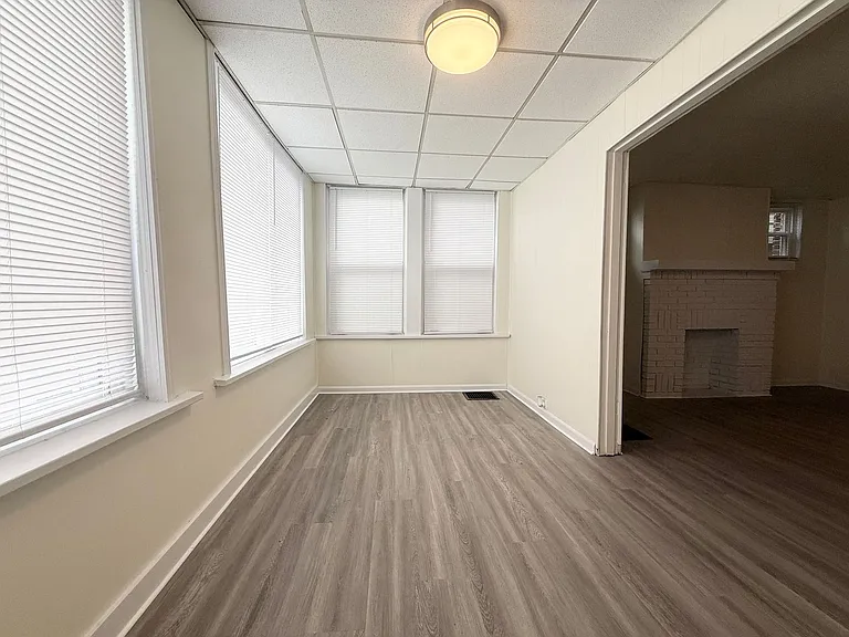 323 McKinley St #1 — Photo 5