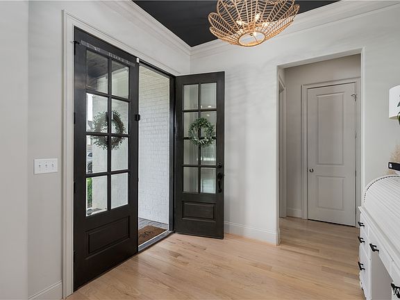 2nd image of 6019 Rosemeade St