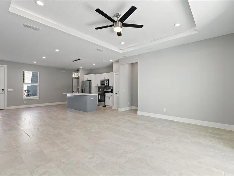 3707 Fontainebleau St — Photo 6