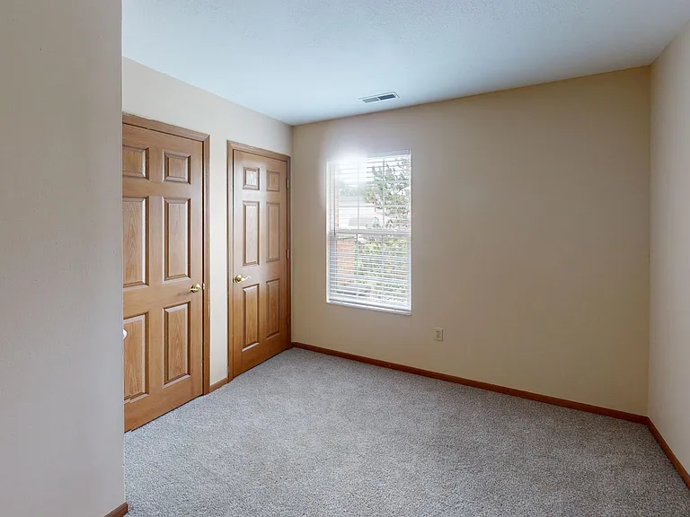 Duck Creek Apartments — Photo 12