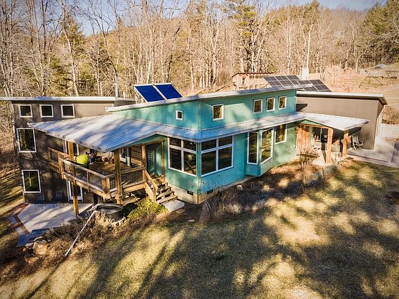 5th image of 1141 Dobbins Farm Rd NE