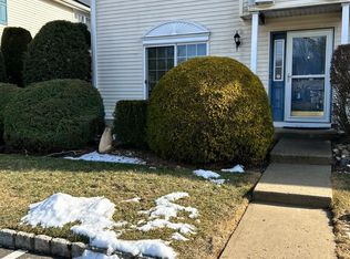 907 Crimson Ct, Marlboro, NJ 07746