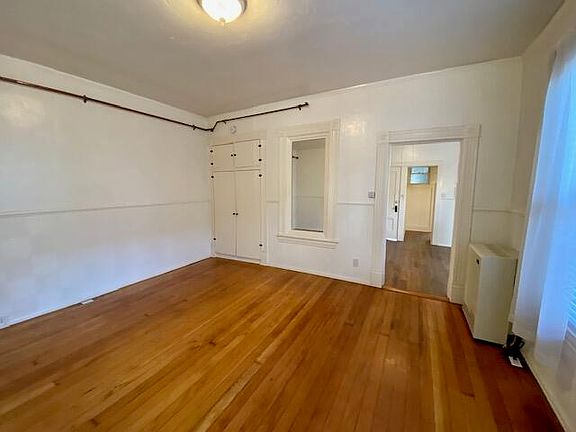 2nd image of 316 W Micheltorena St APT B