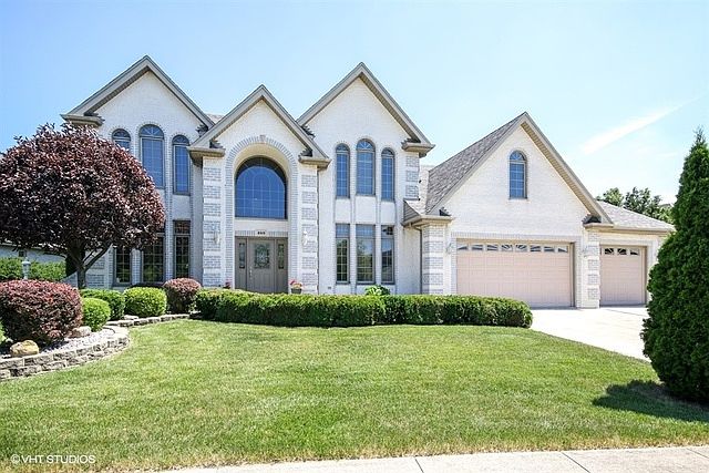 1st image of 8919 Woodbine Ct