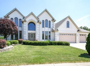 8919 Woodbine Ct, Tinley Park, IL 60487