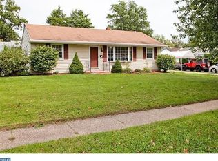 17 Drexel Ave, Stratford, NJ 08084