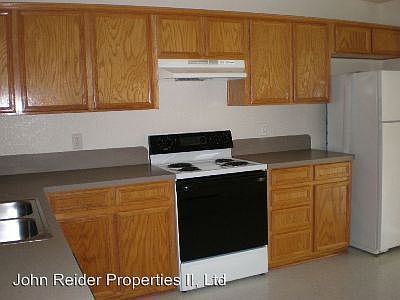 5th image of 2206 Wildewood Dr