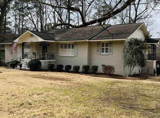 201 Claremont Dr, Gadsden, AL 35901