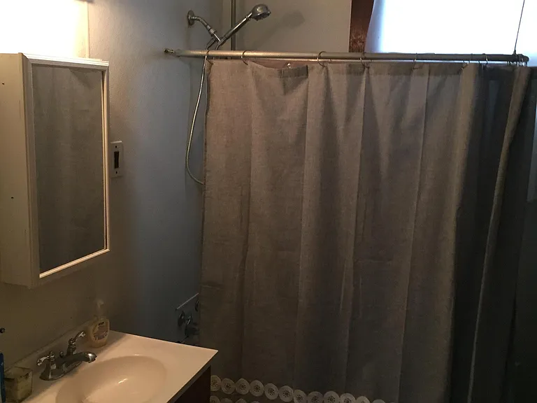 1527 Lowerline St — Photo 11