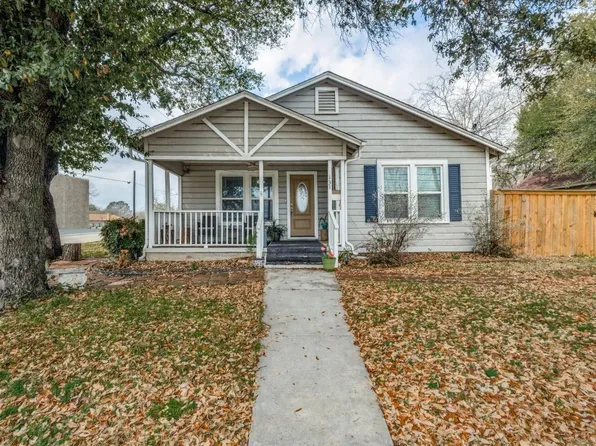 131 Milton St, Lewisville, TX 75057