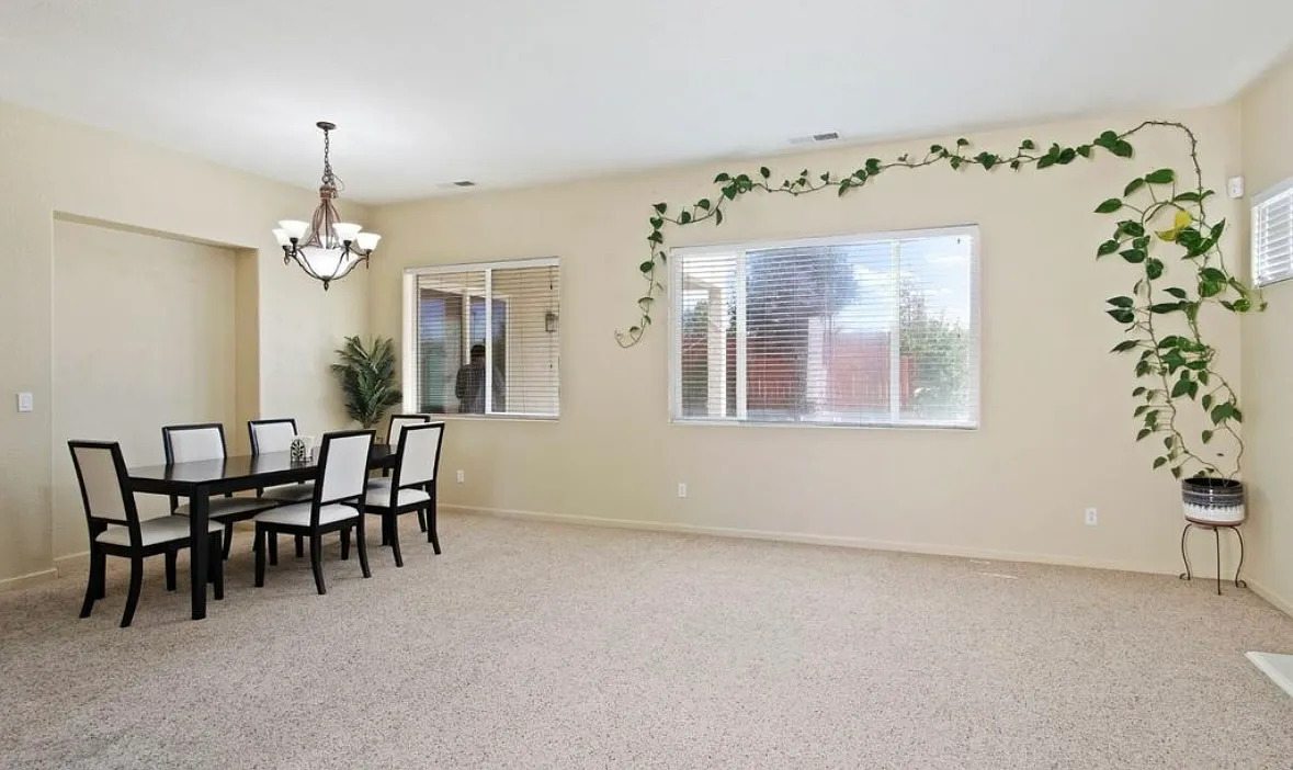 2156 Capistrano St photo 1