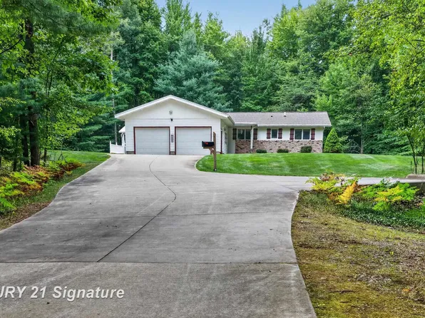 3846 E Monroe Rd, Midland, MI 48642