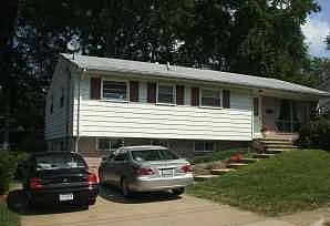 1409 Ross Dr SW