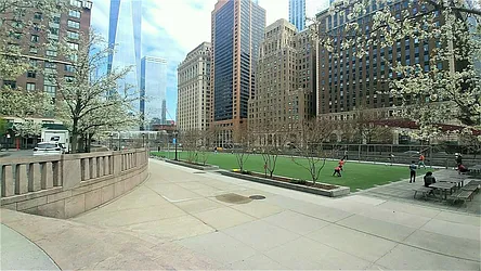 Rented by R New York