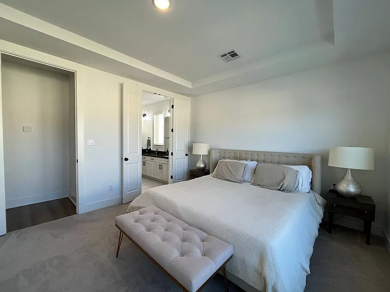 1404 Castalo Ln — Photo 11