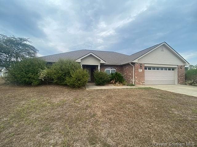 1st image of 105 Antler Cir