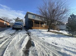 39 Crittenden Sq #Basement, Toronto, ON M1B 1V2