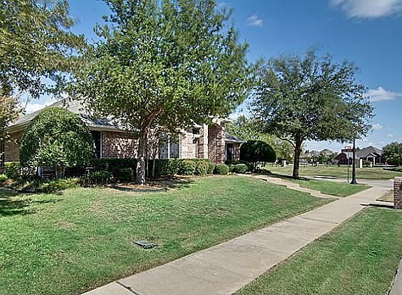 3rd image of 1604 Marble Pass Dr