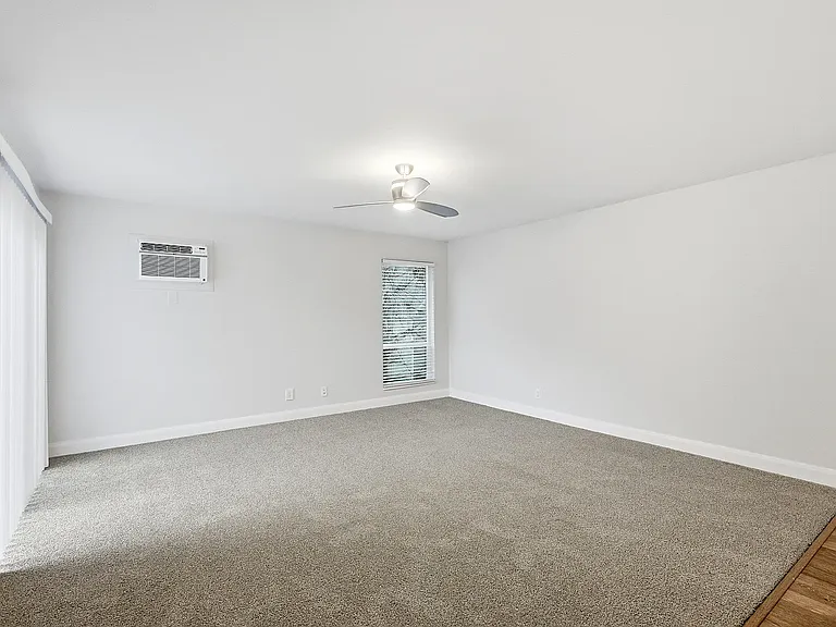 172 W Clinton Ave #105 — Photo 3