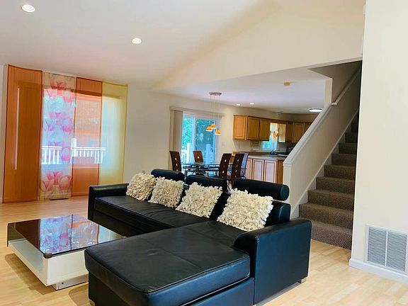 5th image of 209 Ghaner Dr