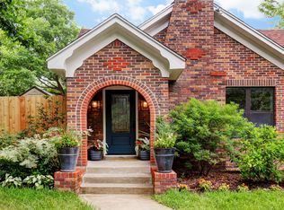 2202 Dunstan Rd, Houston, TX 77005