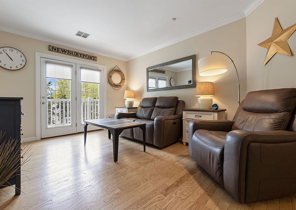 1st image of 5 Woodman Way Unit 107
