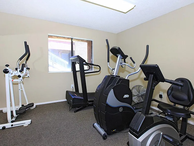 FITNESS CENTER