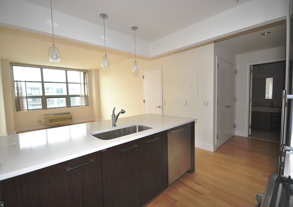 1st image of 5-09 48th Ave #4D