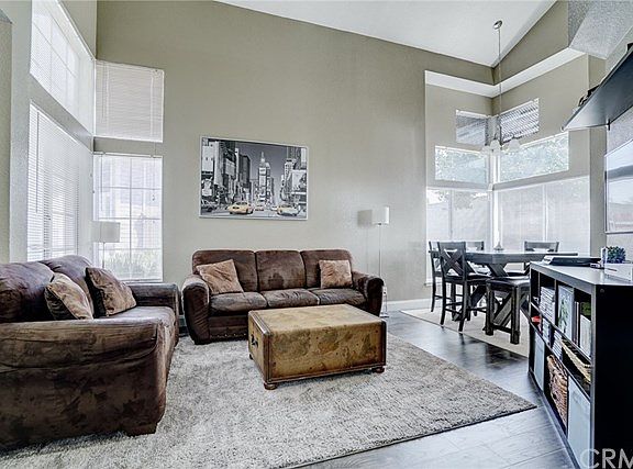 4th image of 11423 Aberdeen Dr