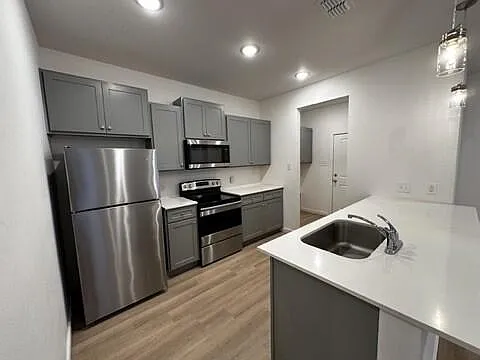 5511 Itasca St #5511 — Photo 5