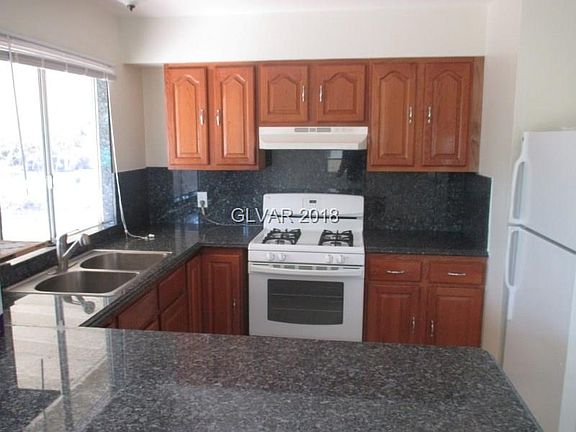 5th image of 5487 Berchmans Ave