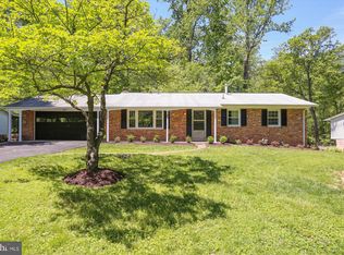 17704 Mill Creek Dr, Rockville, MD 20855