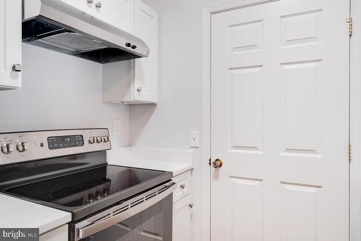 1571 Spring Gate Dr — Photo 4