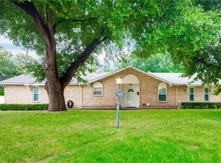 1622 Westridge Dr, Grand Prairie, TX 75050
