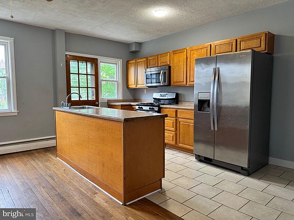 4th image of 86 Berkshire Rd