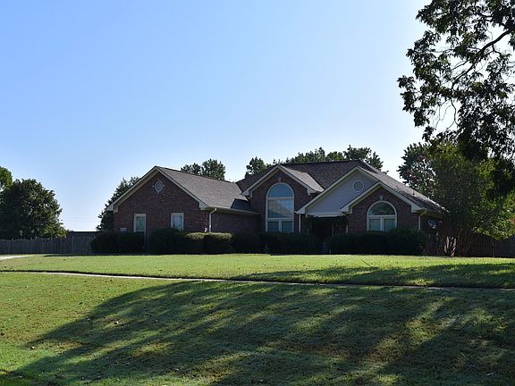 3rd image of 203 Case Rd