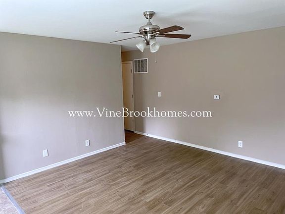 3rd image of 5338 Penway St